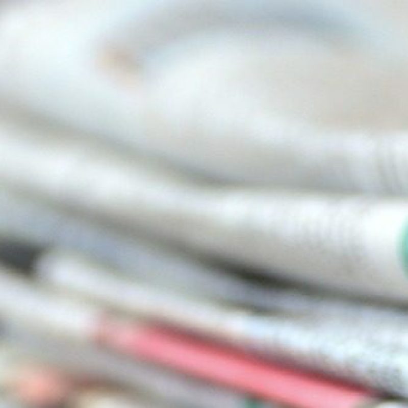 cropped-newspapers-pile-of-newspapers-press-3488857.jpg